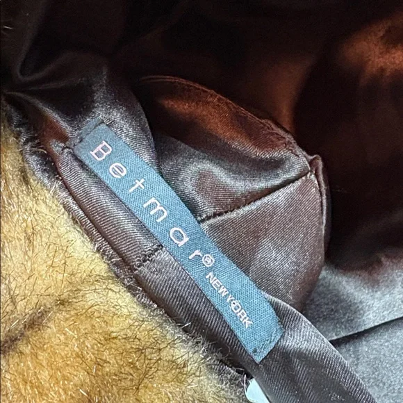 Betmar New York lot of THREE Brown Acrylic Faux Fur Hats One Size - Picture 6 of 15